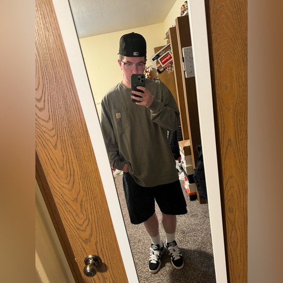 Meet your Posher, Drew - Picture 1 of 1